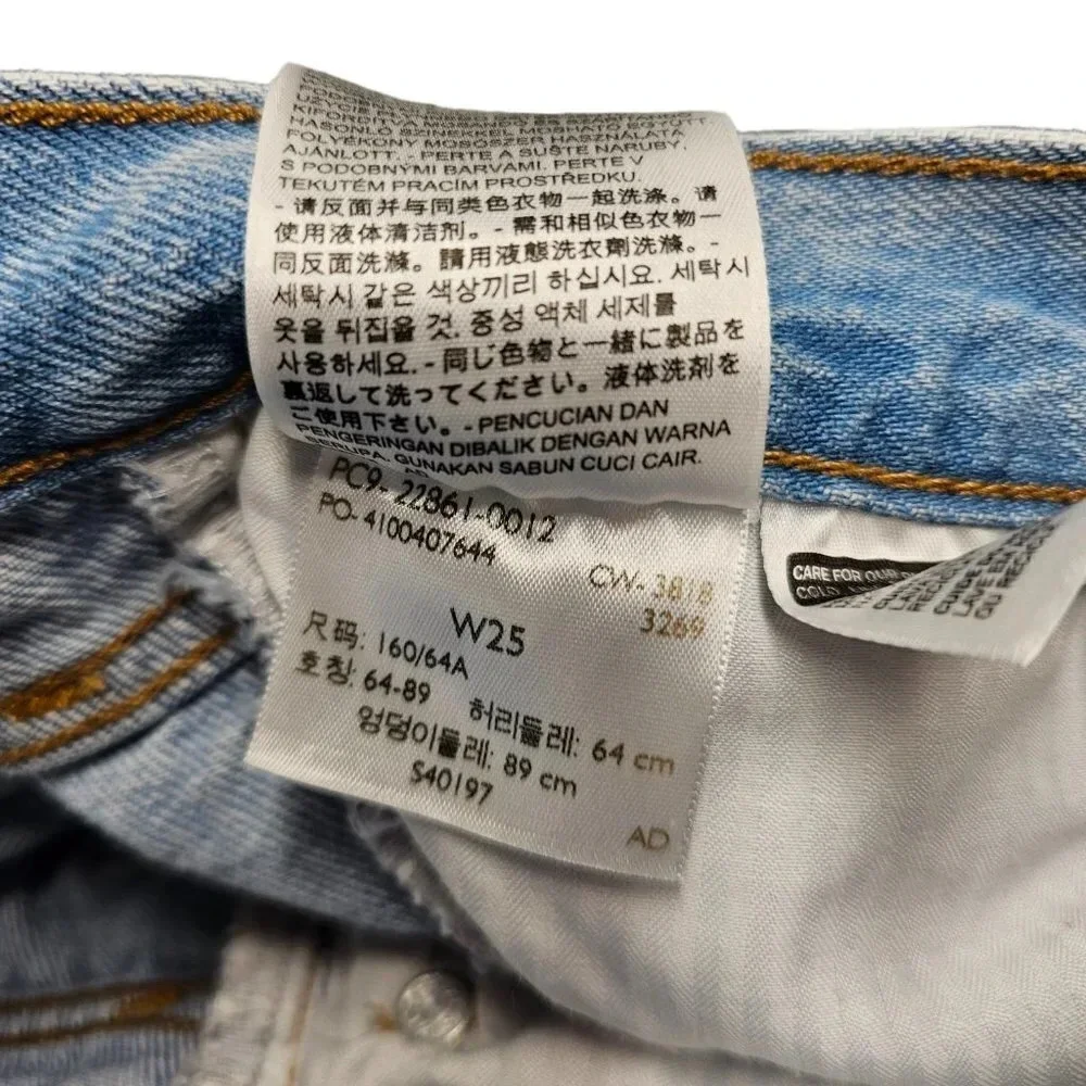 Levi's High Rise Light Blue Distressed Ripped Jeans - Picture 5 of 9
